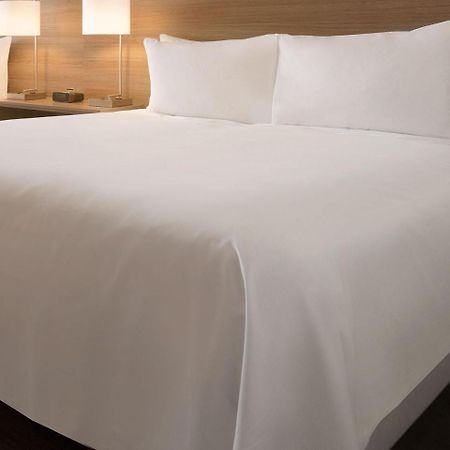 Radisson Rochester Airport Dış mekan fotoğraf