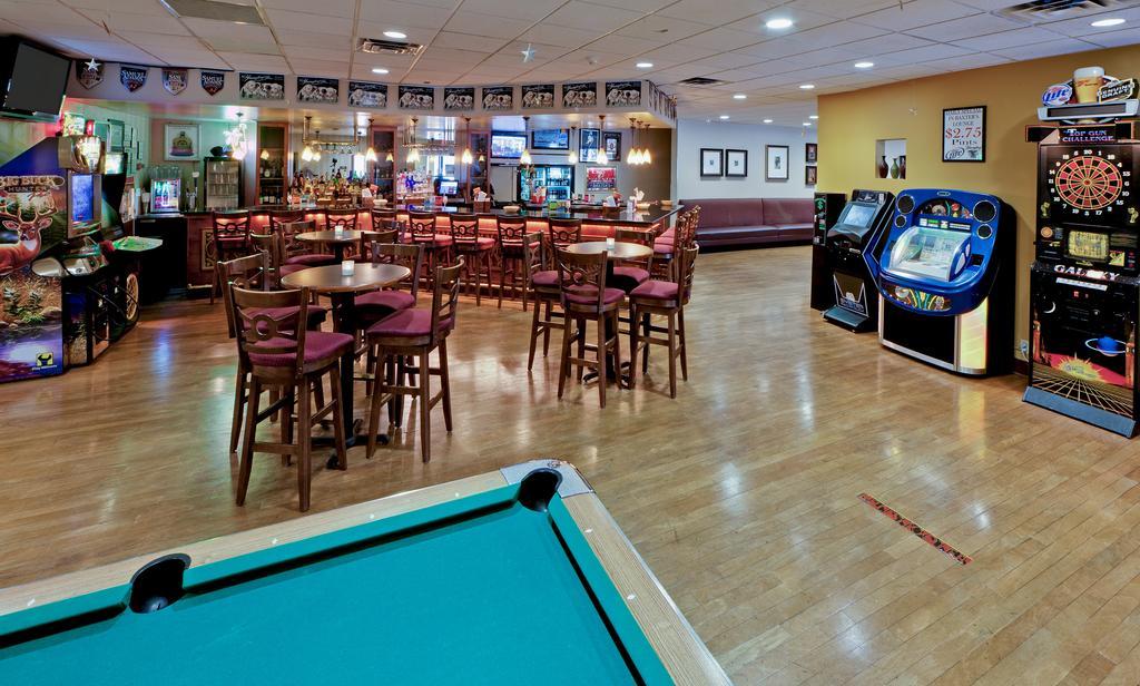 Radisson Rochester Airport Restoran fotoğraf